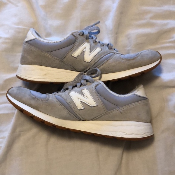 New Balance 420 - Picture 1 of 7